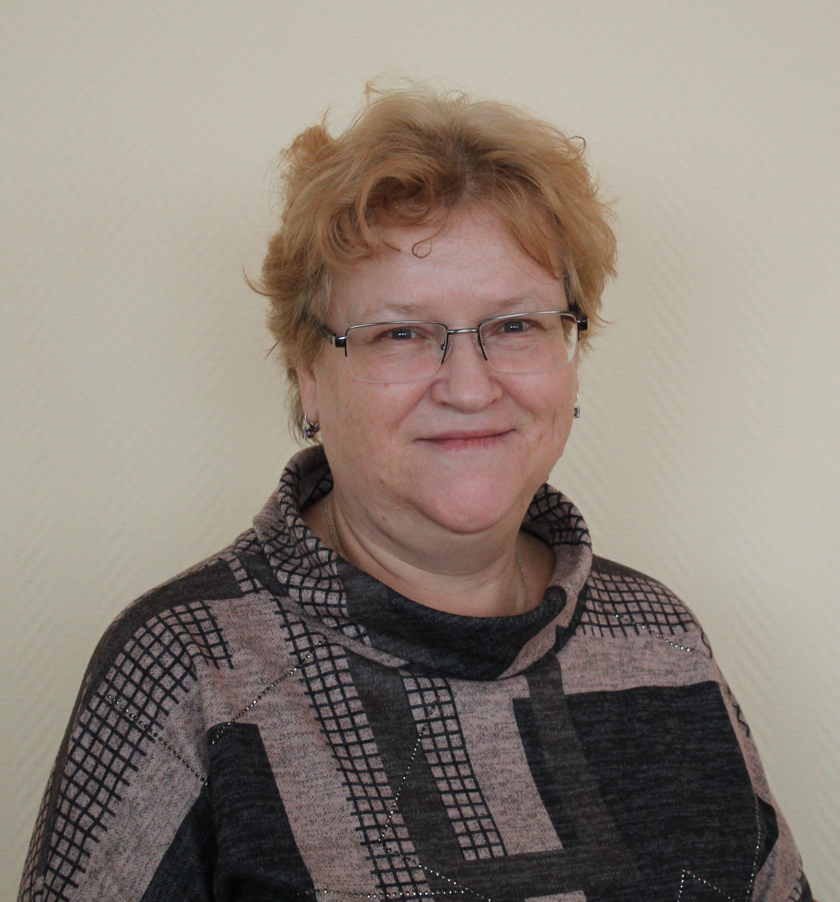 Кухарская Елена Владимировна.